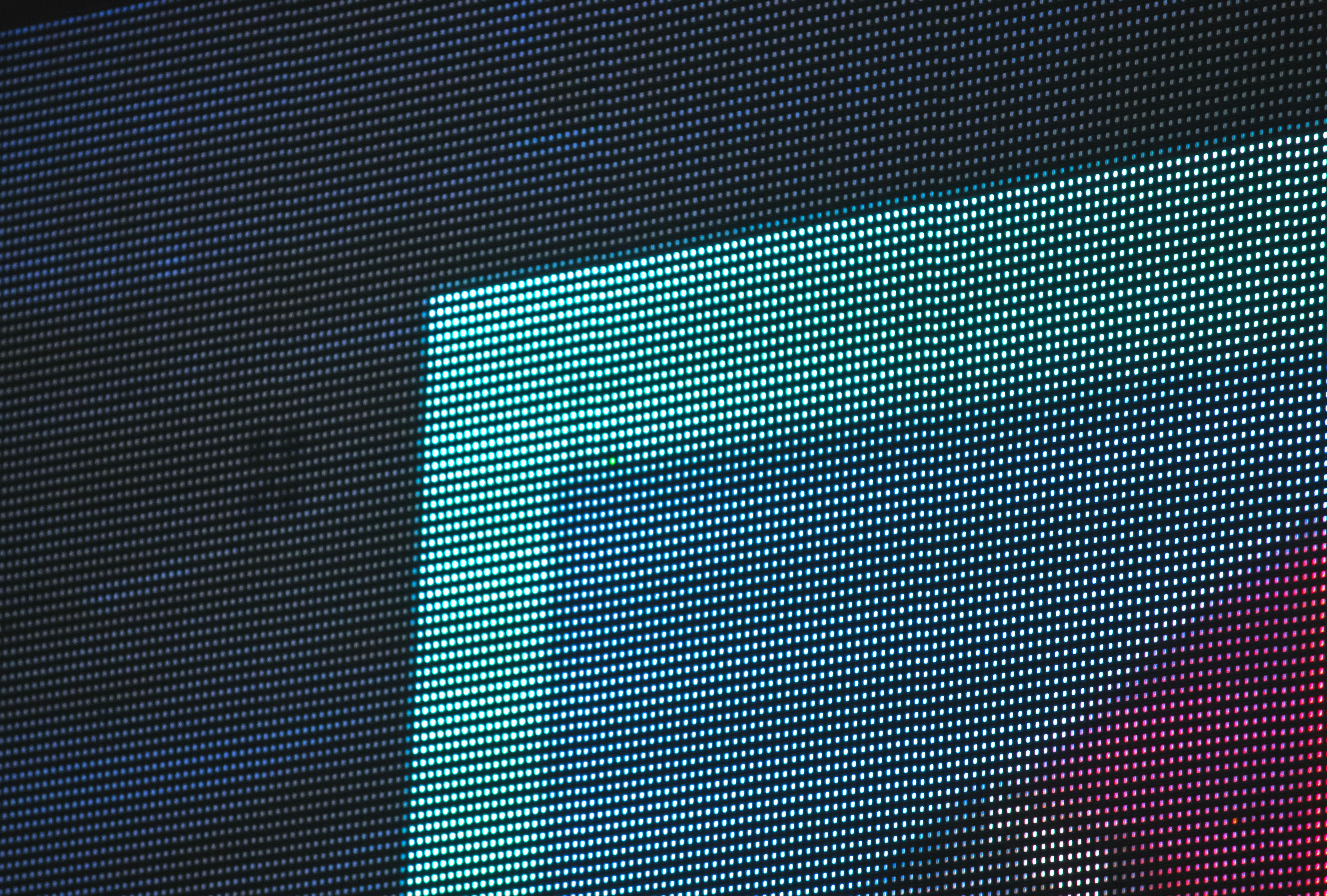 led dot screen